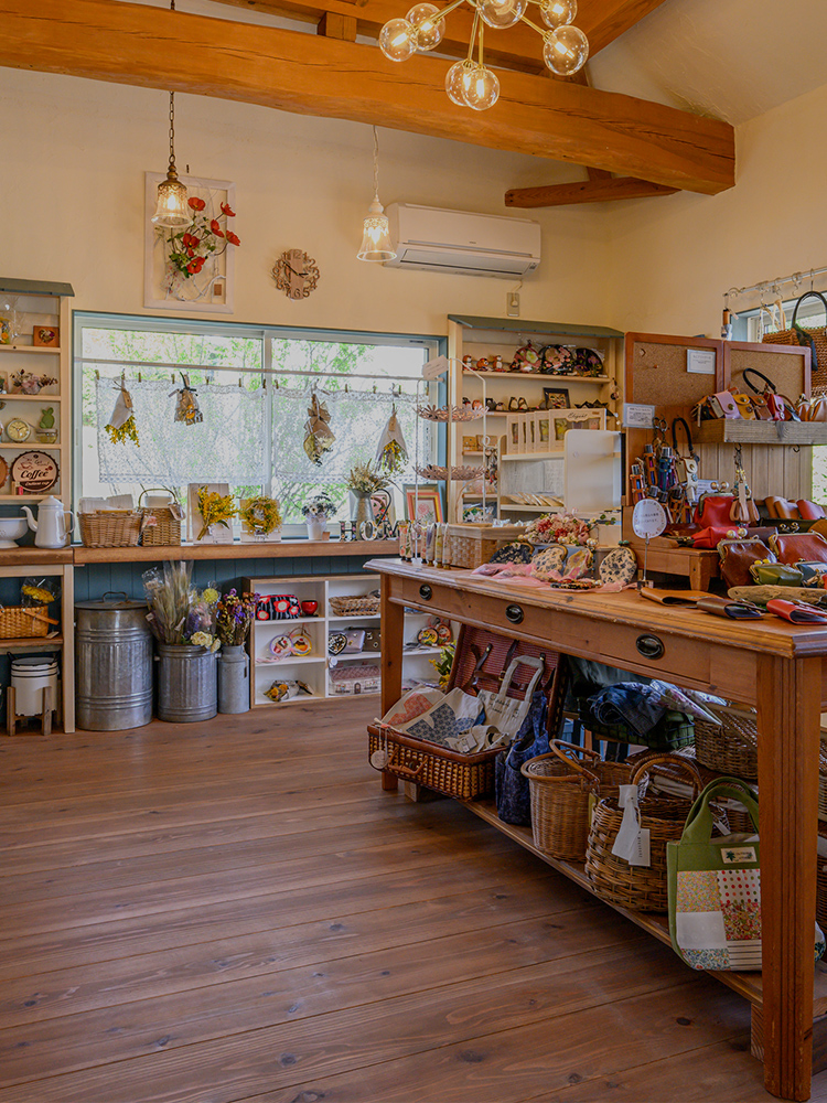 ヤギの雑貨屋さん｜東広島市高屋町にあるヤギのいるかわいい雑貨店